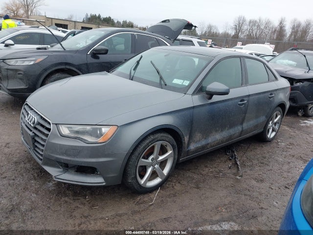 44400748 :رقم المزاد ، WAUA7GFF5G1018449 vin ، 2016 Audi A3 1.8t Premium مزاد بيع