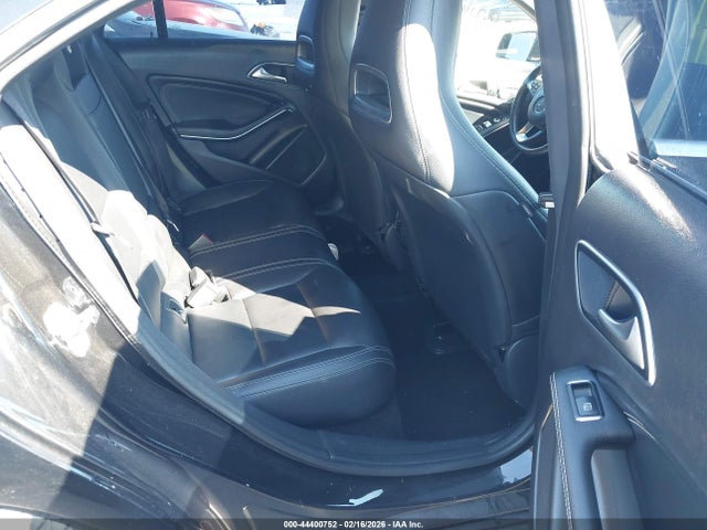 Mercedes-Benz CLA 250 2019 WDDSJ4EB7KN739546 Image 8
