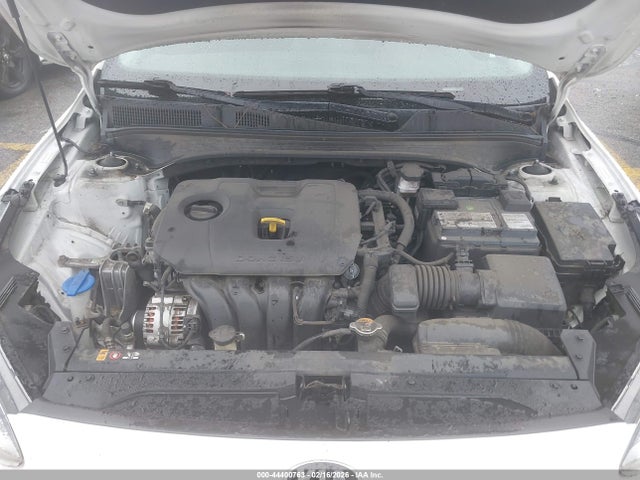 3KPF24AD7ME268134 KIA Forte Lxs
