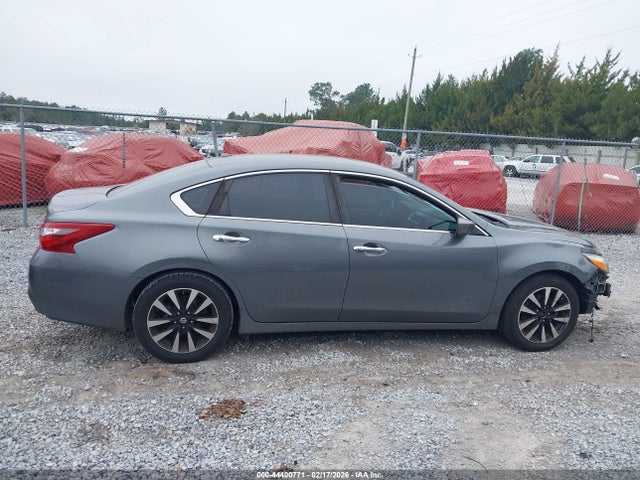 1N4AL3AP9JC175572 Nissan Altima 2.5 Sv