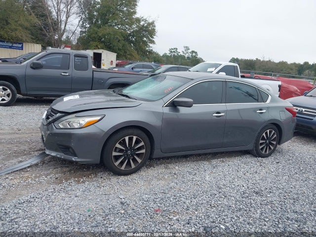 1N4AL3AP9JC175572 Nissan Altima 2.5 Sv
