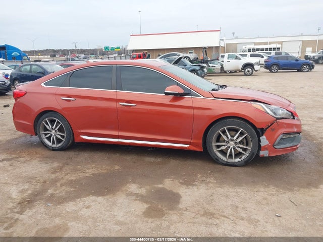 44400785 :رقم المزاد ، 5NPE34AB5FH039358 vin ، 2015 Hyundai Sonata Sport 2.0t مزاد بيع