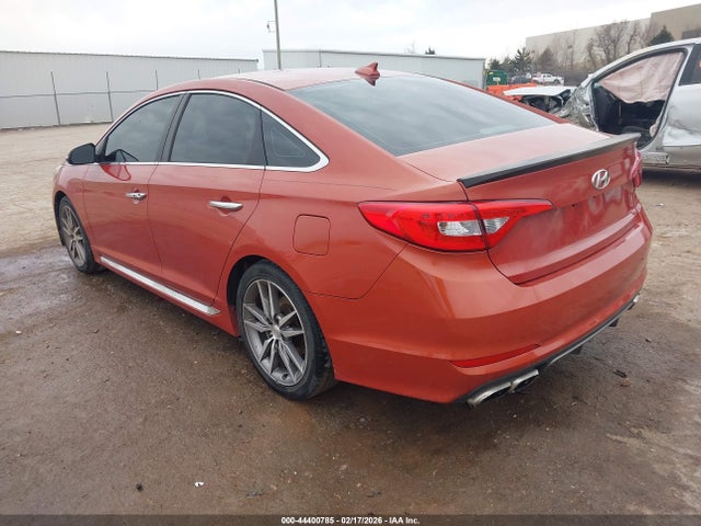 44400785 :رقم المزاد ، 5NPE34AB5FH039358 vin ، 2015 Hyundai Sonata Sport 2.0t مزاد بيع