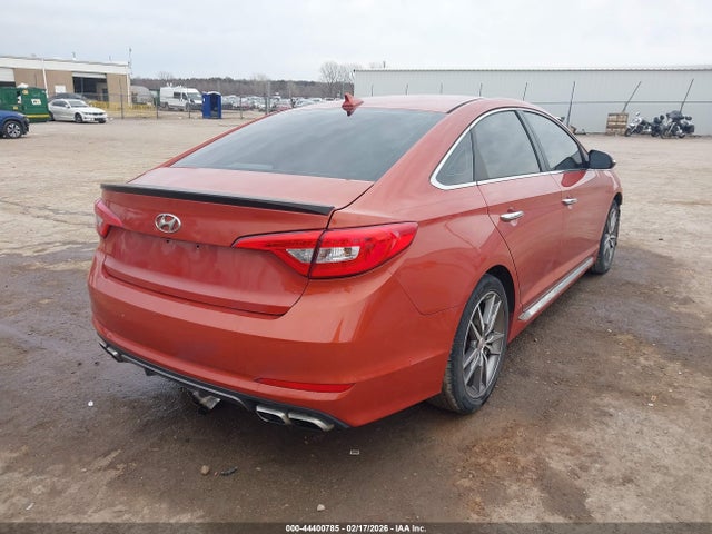 44400785 :رقم المزاد ، 5NPE34AB5FH039358 vin ، 2015 Hyundai Sonata Sport 2.0t مزاد بيع