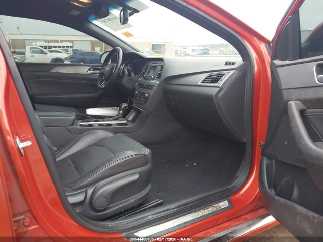 44400785 :رقم المزاد ، 5NPE34AB5FH039358 vin ، 2015 Hyundai Sonata Sport 2.0t مزاد بيع