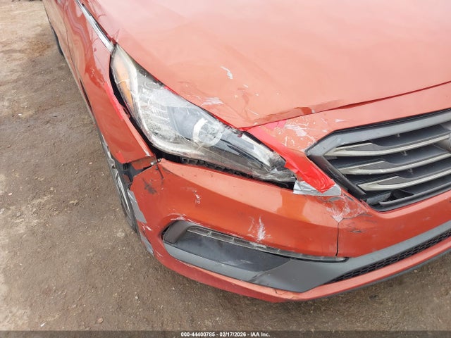 44400785 :رقم المزاد ، 5NPE34AB5FH039358 vin ، 2015 Hyundai Sonata Sport 2.0t مزاد بيع
