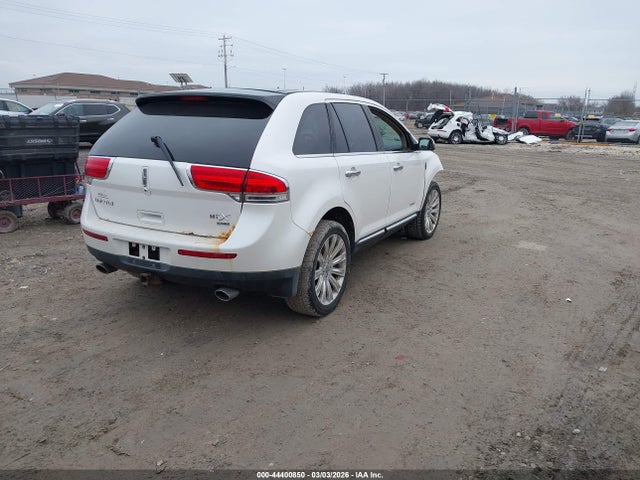 2012 LINCOLN MKX 2LMDJ8JK2CBL06438 Photo 3
