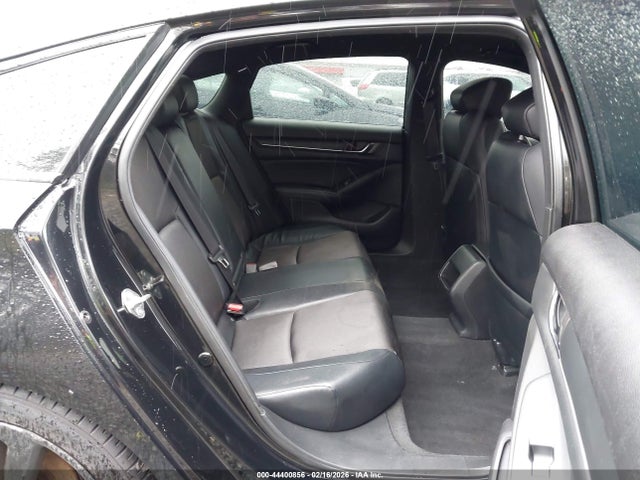 1HGCV1F30JA233315 Honda Accord Sport