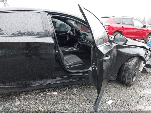1HGCV1F30JA233315 Honda Accord Sport