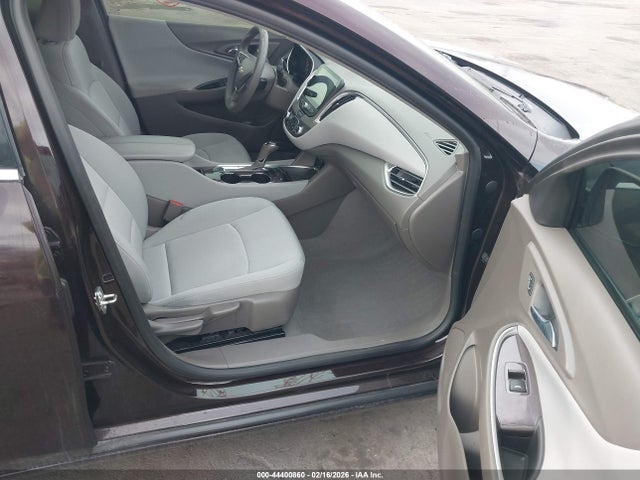 1G1ZD5ST7LF107069 Chevrolet Malibu Fwd Lt