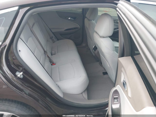 1G1ZD5ST7LF107069 Chevrolet Malibu Fwd Lt