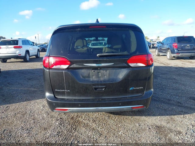2C4RC1H74JR332973 Chrysler Pacifica Hybrid Touring Plus