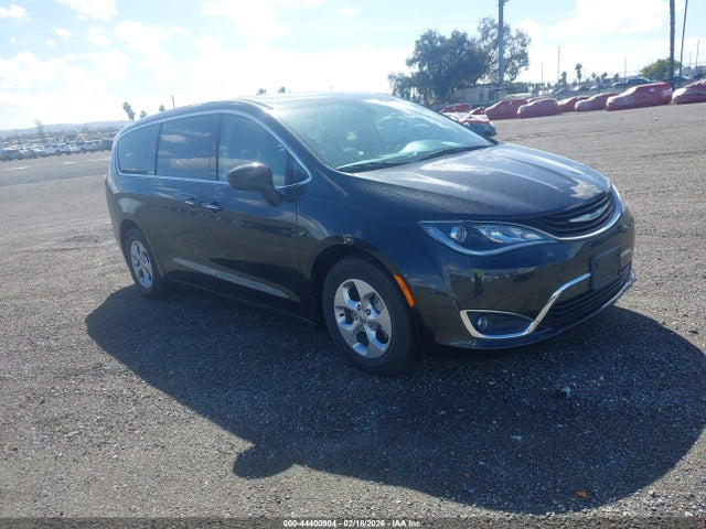 2018 CHRYSLER PACIFICA HYBRID 2C4RC1H78JR332975
