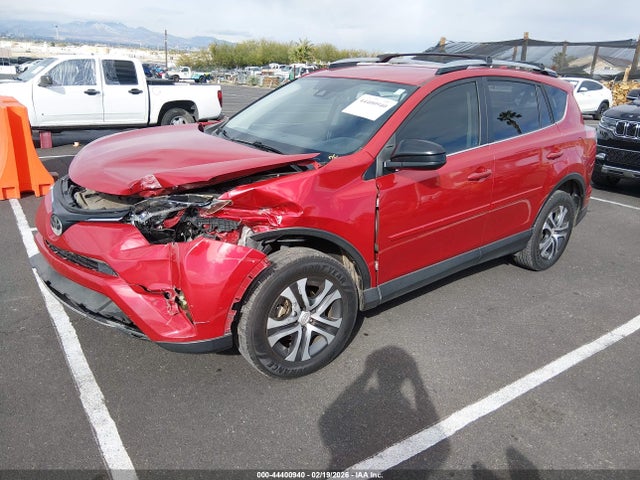 JTMZFREV5HJ124091 Toyota RAV4 LE