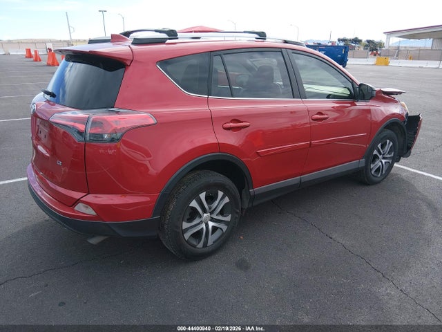 JTMZFREV5HJ124091 Toyota RAV4 LE