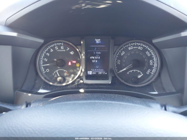 3TMAZ5CN4KM113268 Toyota Tacoma Sr5 V6