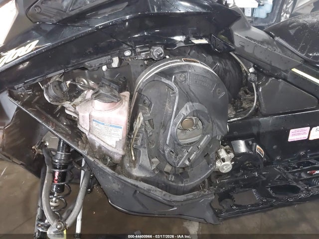 Ski-Doo Summit X 165 850 E-t 2018 2BPSTDJB5JV000016 Image 10