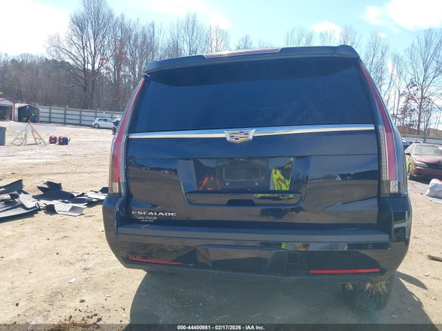 44400981 :رقم المزاد ، 1GYS3CKJ4LR146175 vin ، 2020 Cadillac Escalade 2wd Premium Luxury مزاد بيع