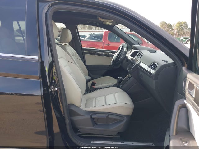 44401001 :رقم المزاد ، 3VV4B7AX9KM114399 vin ، 2019 Volkswagen Tiguan 2.0t Sel Premium/2.0t Sel Premium R-line مزاد بيع
