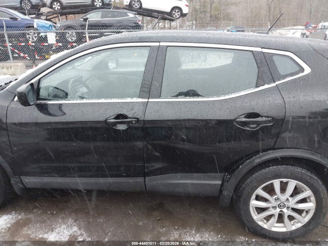 2020 Nissan Rogue Sport S Awd Xtronic Cvt მანქანა იყიდება აუქციონზე, vin: JN1BJ1CW7LW646152, აუქციონის ნომერი: 44401011