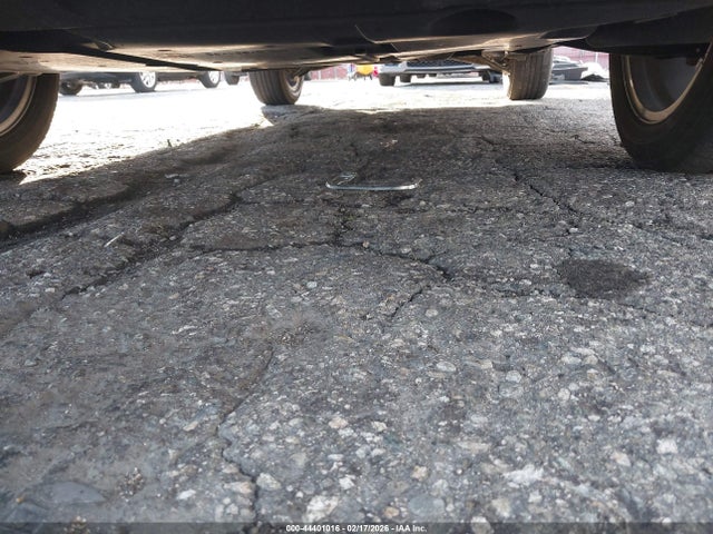 JF2SKAPC0NH519164 Subaru Forester Limited