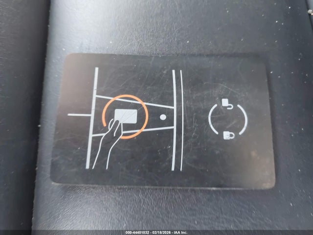 2023 Tesla Model Y Awd/long Range Dual Motor All-wheel Drive მანქანა იყიდება აუქციონზე, vin: 7SAYGAEE3PF706113, აუქციონის ნომერი: 44401032