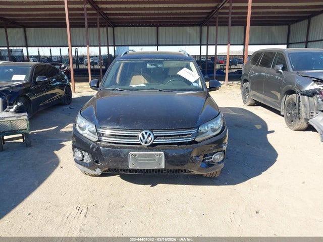 44401042 :رقم المزاد ، WVGAV7AX8CW521460 vin ، 2012 Volkswagen Tiguan Se مزاد بيع