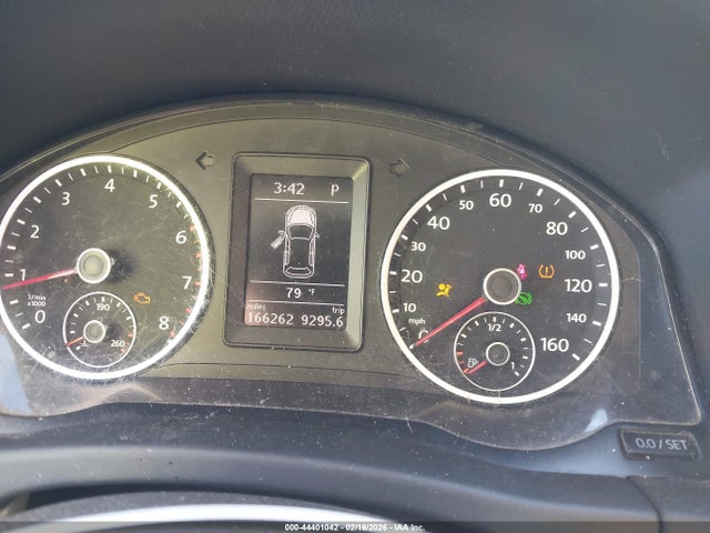 44401042 :رقم المزاد ، WVGAV7AX8CW521460 vin ، 2012 Volkswagen Tiguan Se مزاد بيع