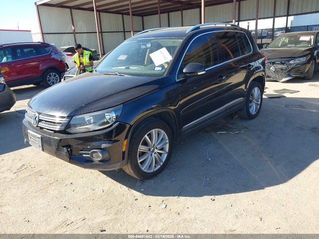 44401042 :رقم المزاد ، WVGAV7AX8CW521460 vin ، 2012 Volkswagen Tiguan Se مزاد بيع