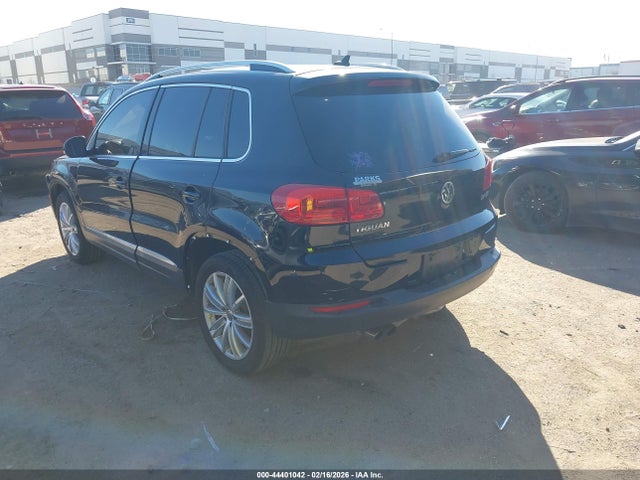 44401042 :رقم المزاد ، WVGAV7AX8CW521460 vin ، 2012 Volkswagen Tiguan Se مزاد بيع