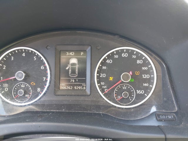 44401042 :رقم المزاد ، WVGAV7AX8CW521460 vin ، 2012 Volkswagen Tiguan Se مزاد بيع
