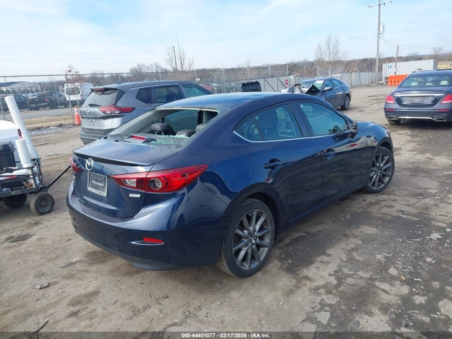 2018 Mazda Mazda3 Touring მანქანა იყიდება აუქციონზე, vin: 3MZBN1V35JM266046, აუქციონის ნომერი: 44401077