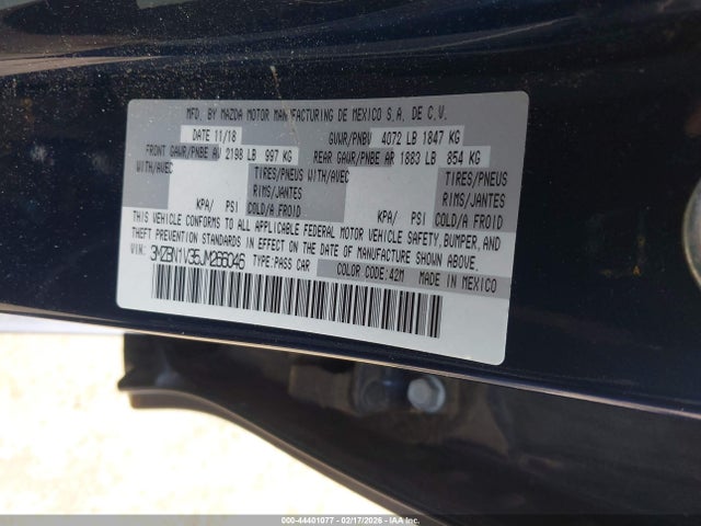 2018 Mazda Mazda3 Touring მანქანა იყიდება აუქციონზე, vin: 3MZBN1V35JM266046, აუქციონის ნომერი: 44401077