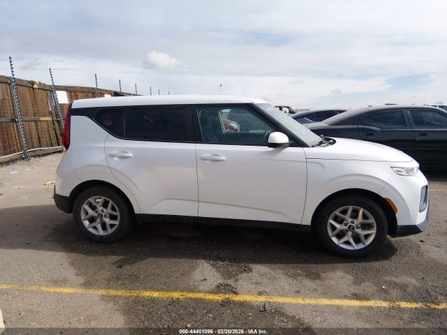 KNDJ23AU7L7700787 KIA SOUL S