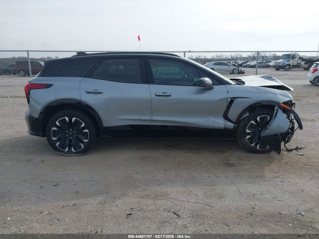 3GNKDJRJXSS175468 Chevrolet Blazer Ev Rs Awd