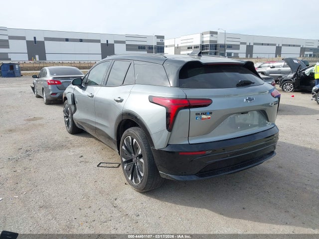 2025 CHEVROLET BLAZER EV 3GNKDJRJXSS175468 Photo 2