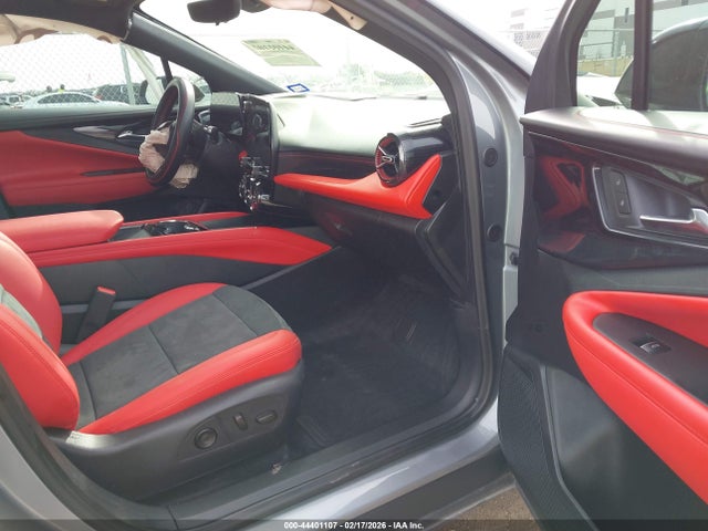 2025 CHEVROLET BLAZER EV 3GNKDJRJXSS175468 Photo 4