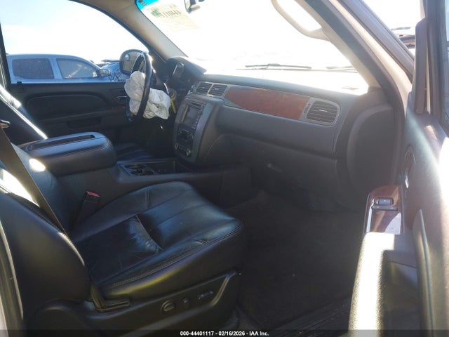 Продаж на аукціоні авто 2011 Gmc Yukon Slt, vin: 1GKS2CE02BR175320, номер лоту: 44401117