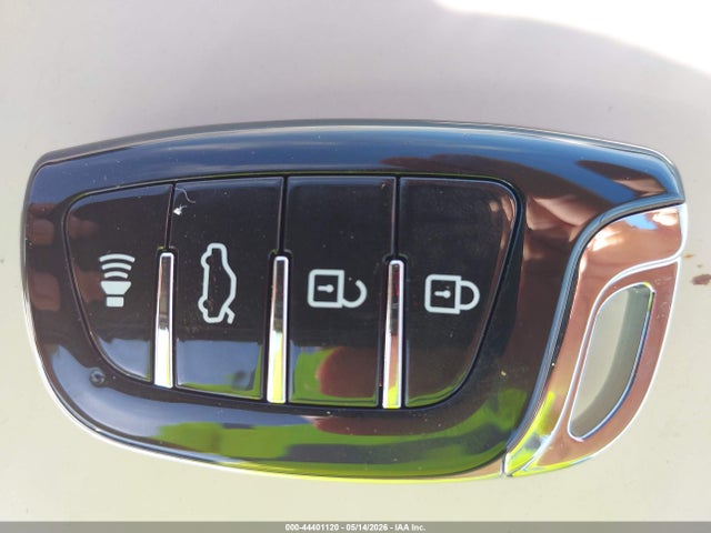 44401120 :رقم المزاد ، 1C4HJXEN7LW230200 vin ، 2020 Jeep Wrangler Unlimited Sahara مزاد بيع