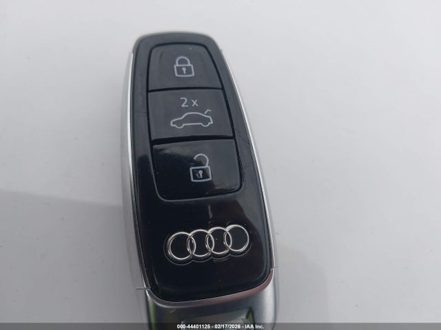 Продажа на аукционе авто 2020 Audi Q7 Premium Plus 55 Tfsi Quattro Tiptronic, vin: WA1LXAF73LD002917, номер лота: 44401125