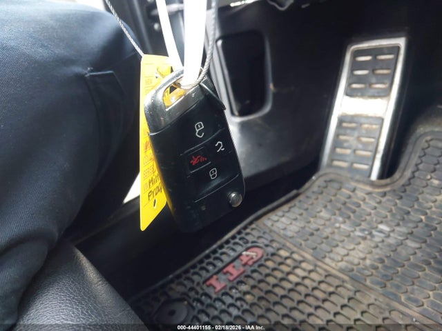 Продаж на аукціоні авто 2015 Volkswagen Golf Gti 2.0t Autobahn 4-door, vin: 3VW4T7AU6FM002440, номер лоту: 44401155
