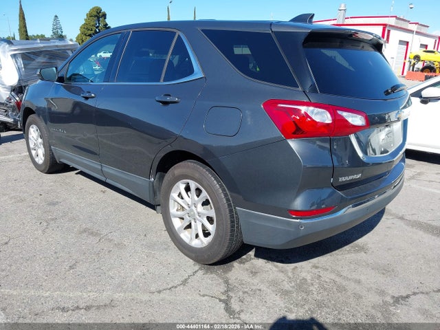 2018 CHEVROLET EQUINOX 3GNAXJEV7JS627340 Photo 2