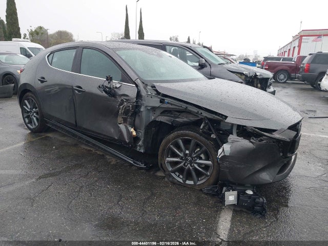 2022 MAZDA MAZDA3 JM1BPALL5N1518400