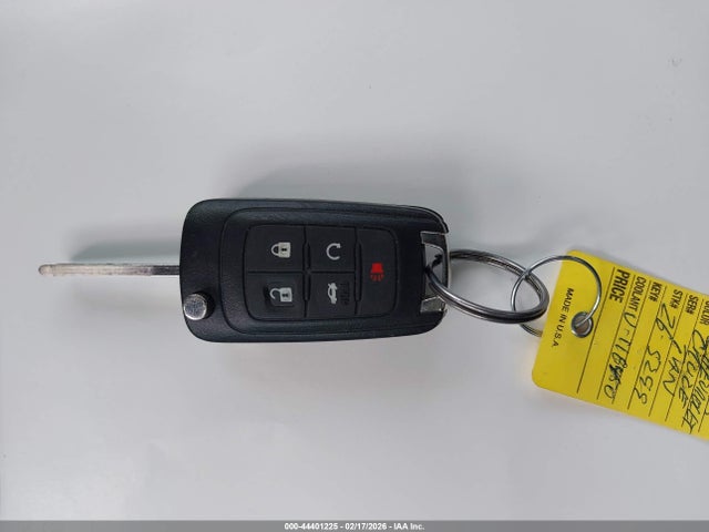 44401225 :رقم المزاد ، 1G1PC5SB3F7116450 vin ، 2015 Chevrolet Cruze 1lt Auto مزاد بيع