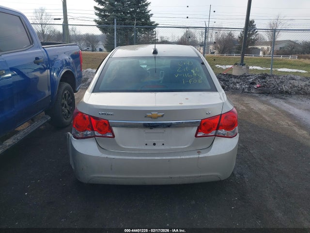 44401225 :رقم المزاد ، 1G1PC5SB3F7116450 vin ، 2015 Chevrolet Cruze 1lt Auto مزاد بيع