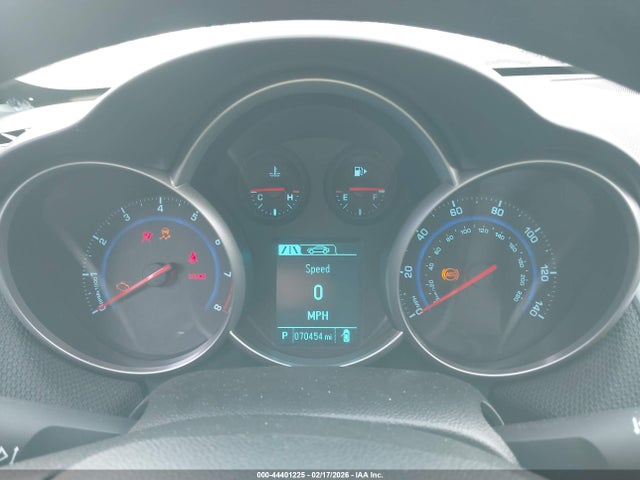 44401225 :رقم المزاد ، 1G1PC5SB3F7116450 vin ، 2015 Chevrolet Cruze 1lt Auto مزاد بيع