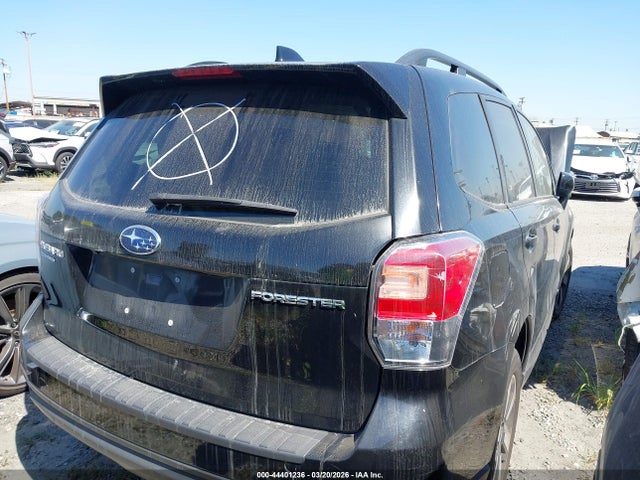 JF2SJAGCXJH438461 Subaru Forester 2.5i Premium