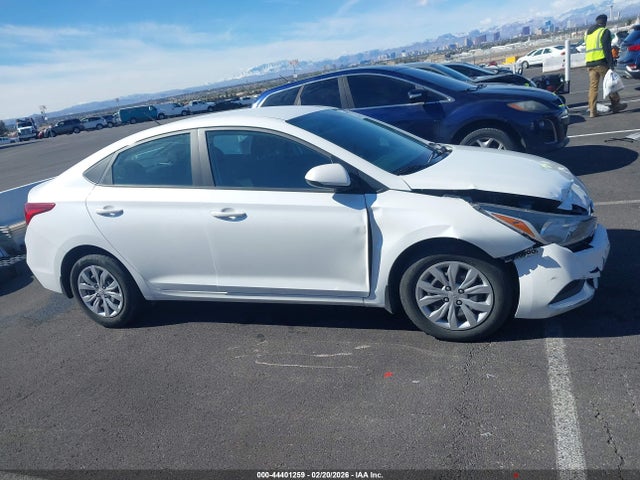 3KPC24A66NE174588 Hyundai ACCENT SE