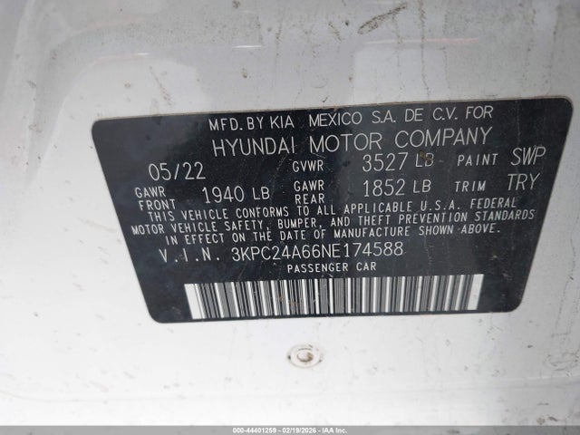 3KPC24A66NE174588 Hyundai ACCENT SE