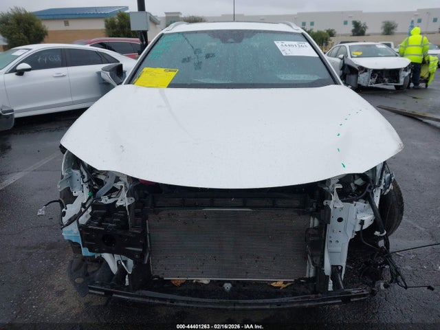 Продаж на аукціоні авто 2023 Lexus Ux 250h Premium, vin: JTHP6JBH7P2159486, номер лоту: 44401263